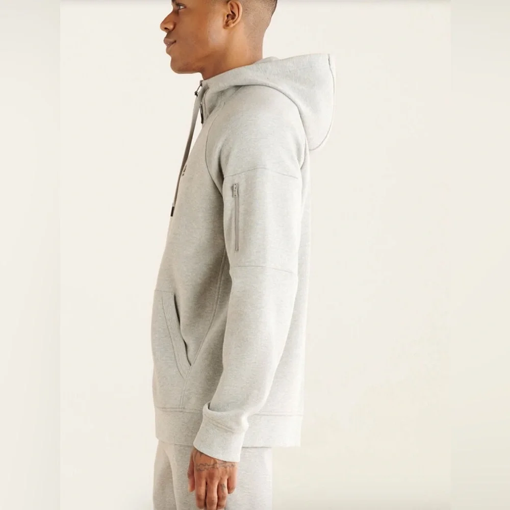 ROOTS Brand new never worn! - Picture 4 of 4